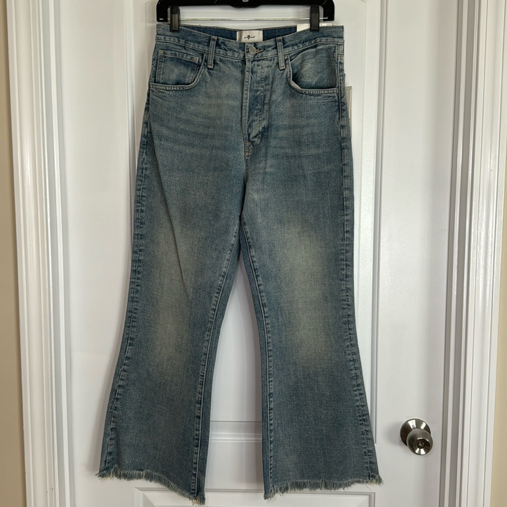COPY - NEW WITH TAGS 7 FOR ALL MANKIND EASY BOY BOOTCUT JEANS